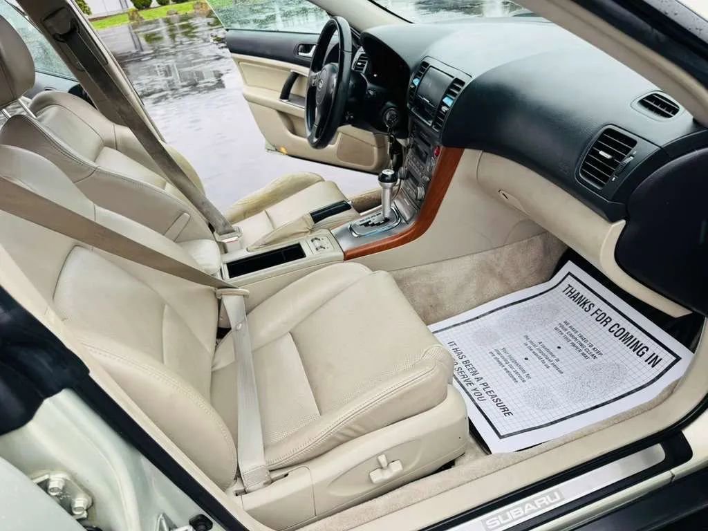 Used 2005 Subaru Outback 2.5XT Limited image 11