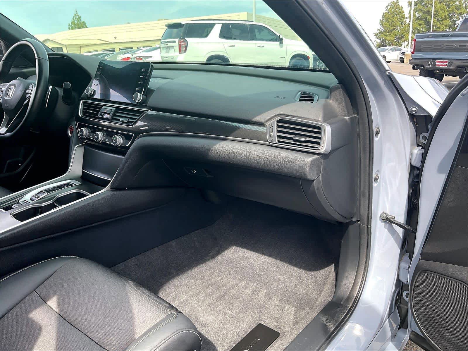Used 2022 Honda Accord Sport image 17