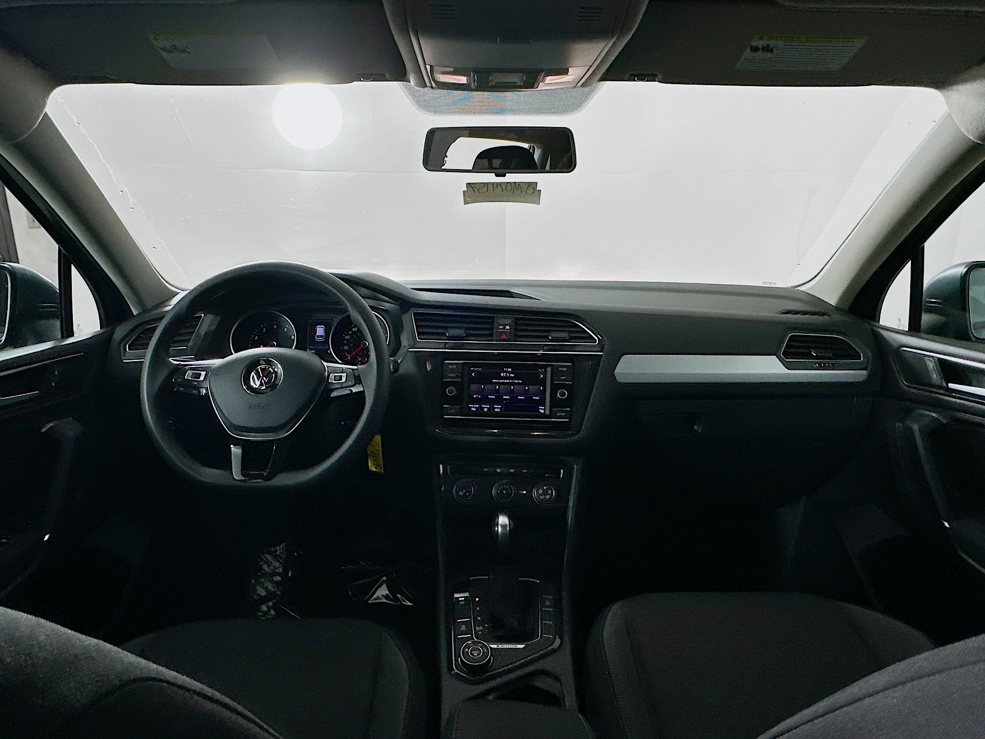 Used 2018 Volkswagen Tiguan S image 26