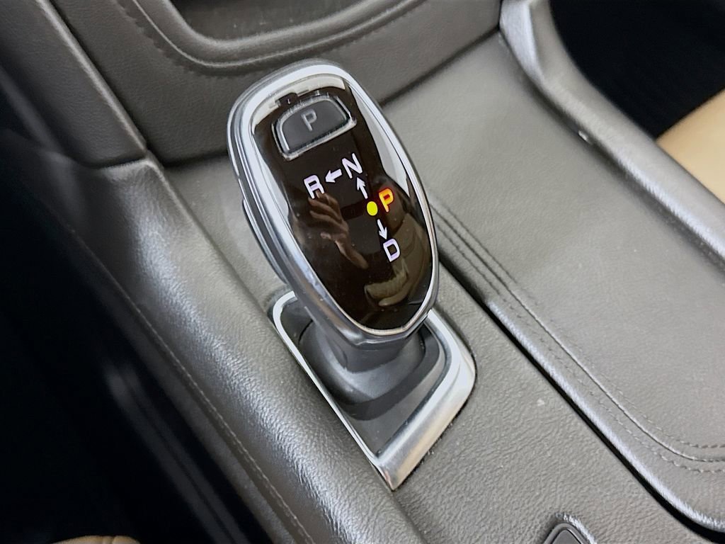 Used 2019 Cadillac XT5 Platinum image 17