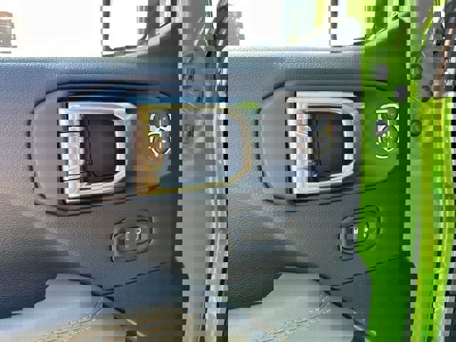 New 2025 Jeep Gladiator Mojave w/ Convenience Group image 20