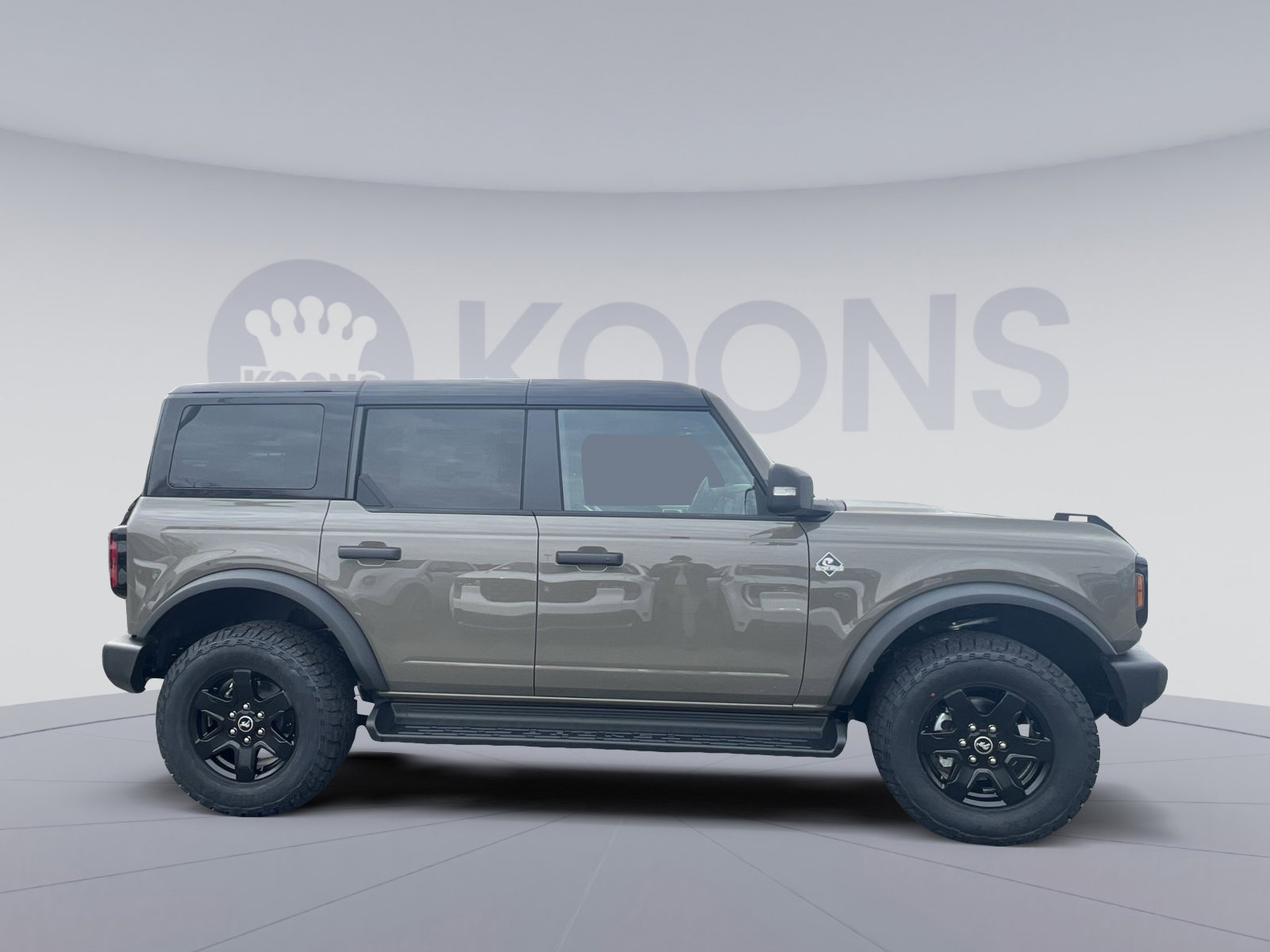 New 2025 Ford Bronco Outer Banks image 8