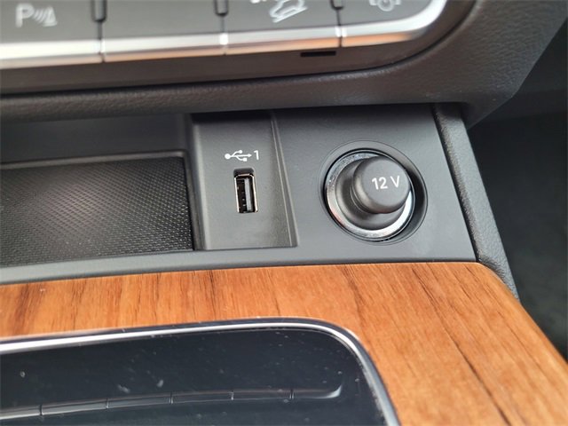 Used 2023 Audi Q5 2.0T Premium w/ Convenience Package image 26