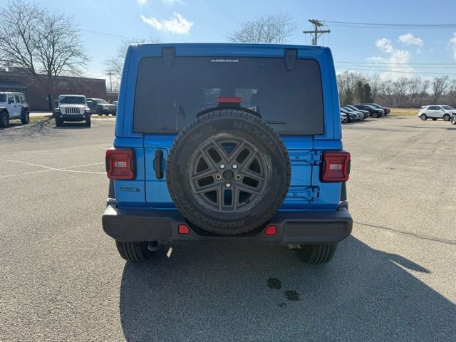 Used 2024 Jeep Wrangler Sport S image 5