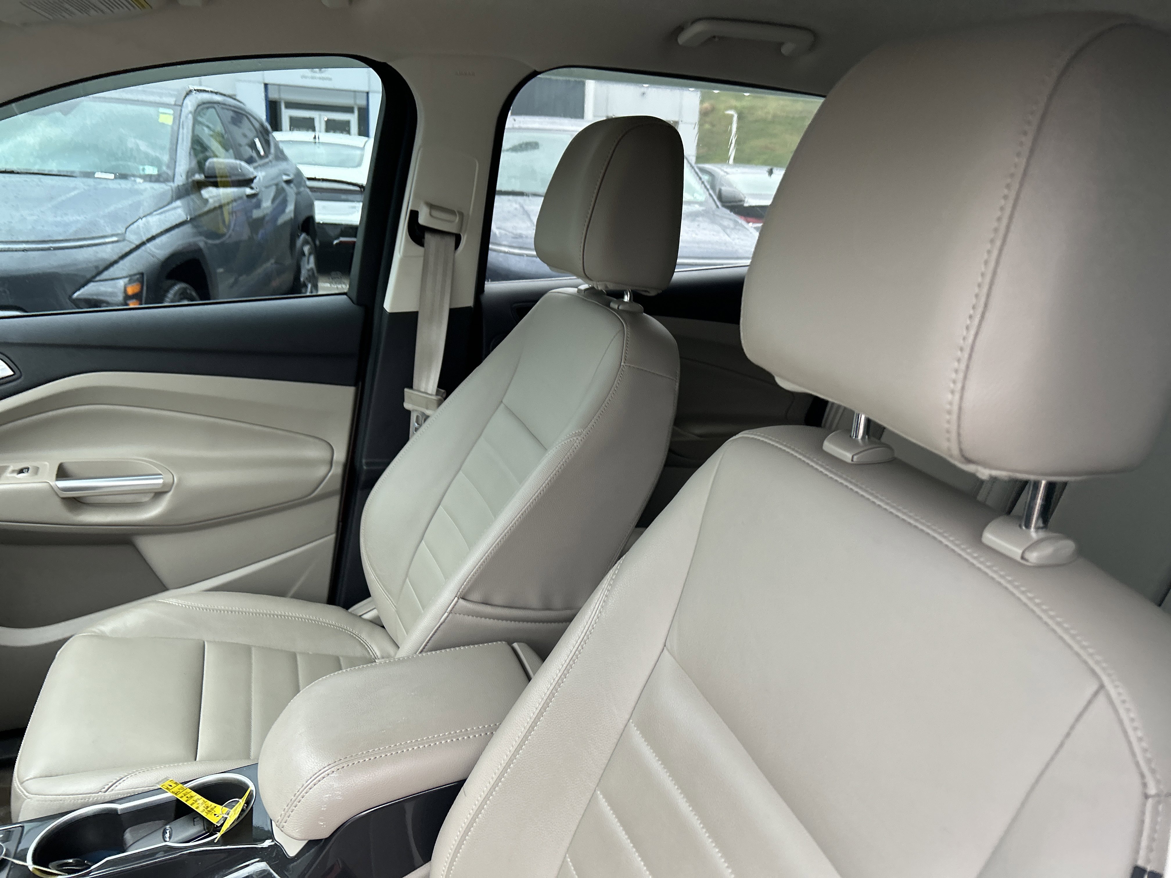 Used 2014 Ford Escape Titanium AWD/4WD image 28