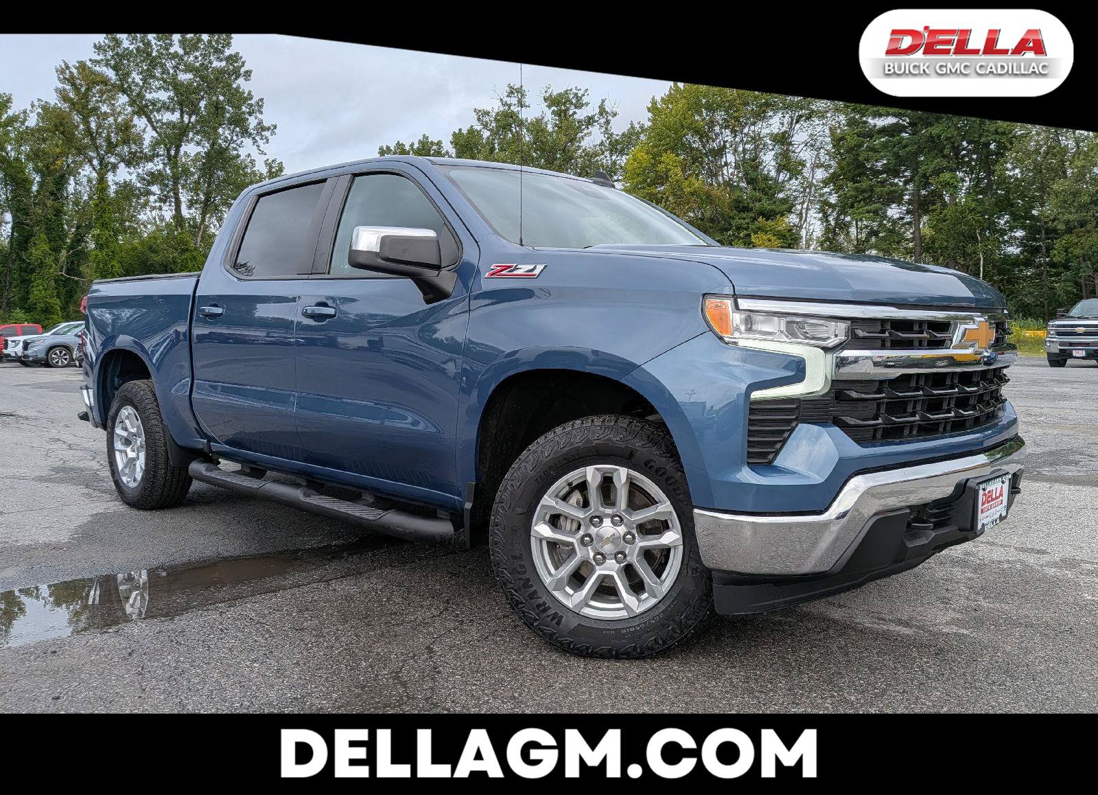 Used 2024 Chevrolet Silverado 1500 LT w/ Z71 Off-Road Package AWD/4WD image 1