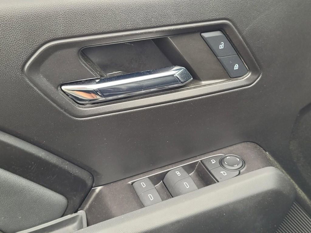 Used 2024 Chevrolet Colorado LT w/ LT Convenience Package III image 16