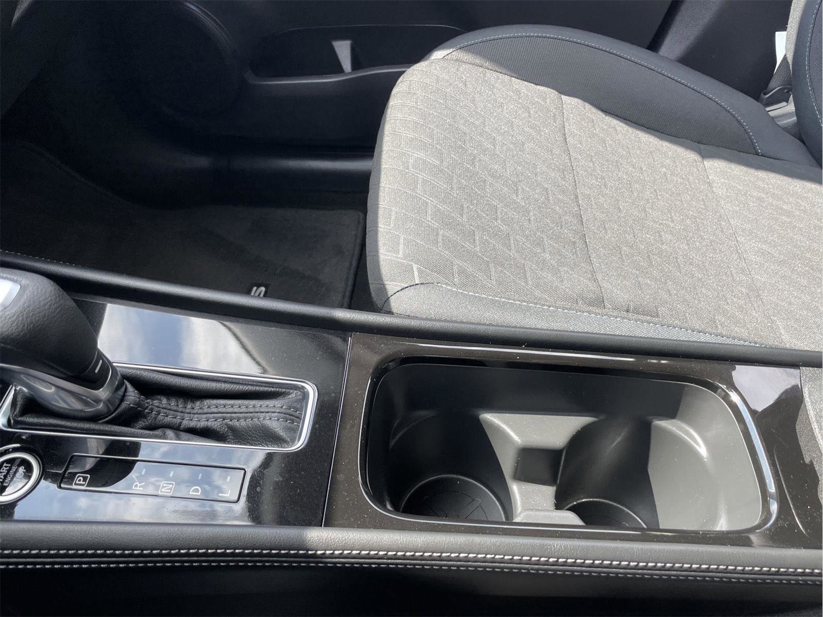 Used 2024 Nissan Kicks SV image 29