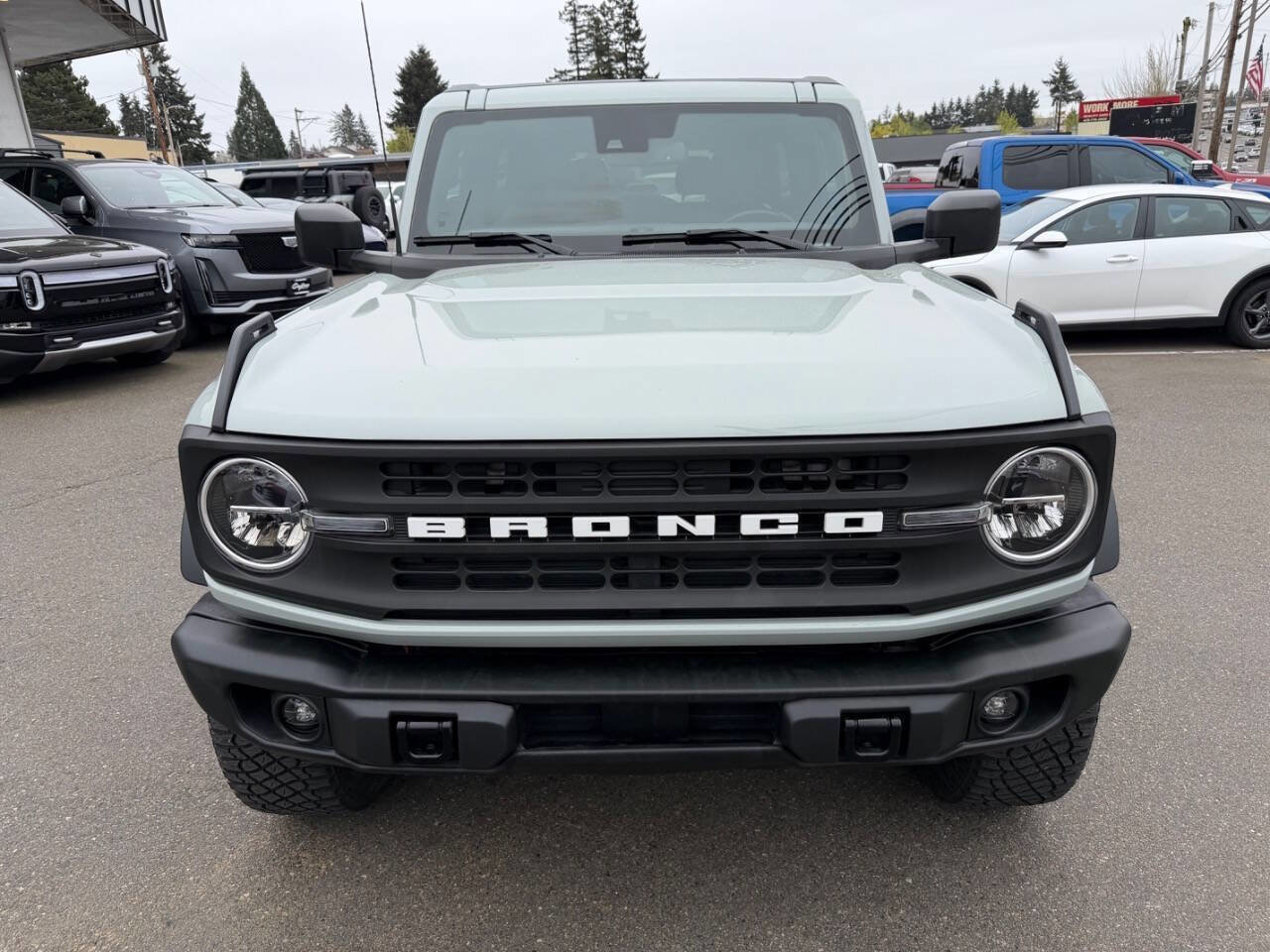 Used 2023 Ford Bronco Black Diamond w/ Sasquatch Package AWD/4WD image 12