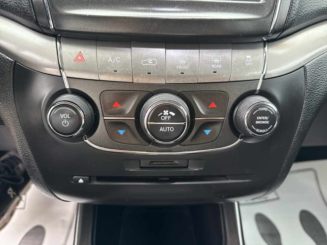 Used 2016 Dodge Journey Crossroad image 24