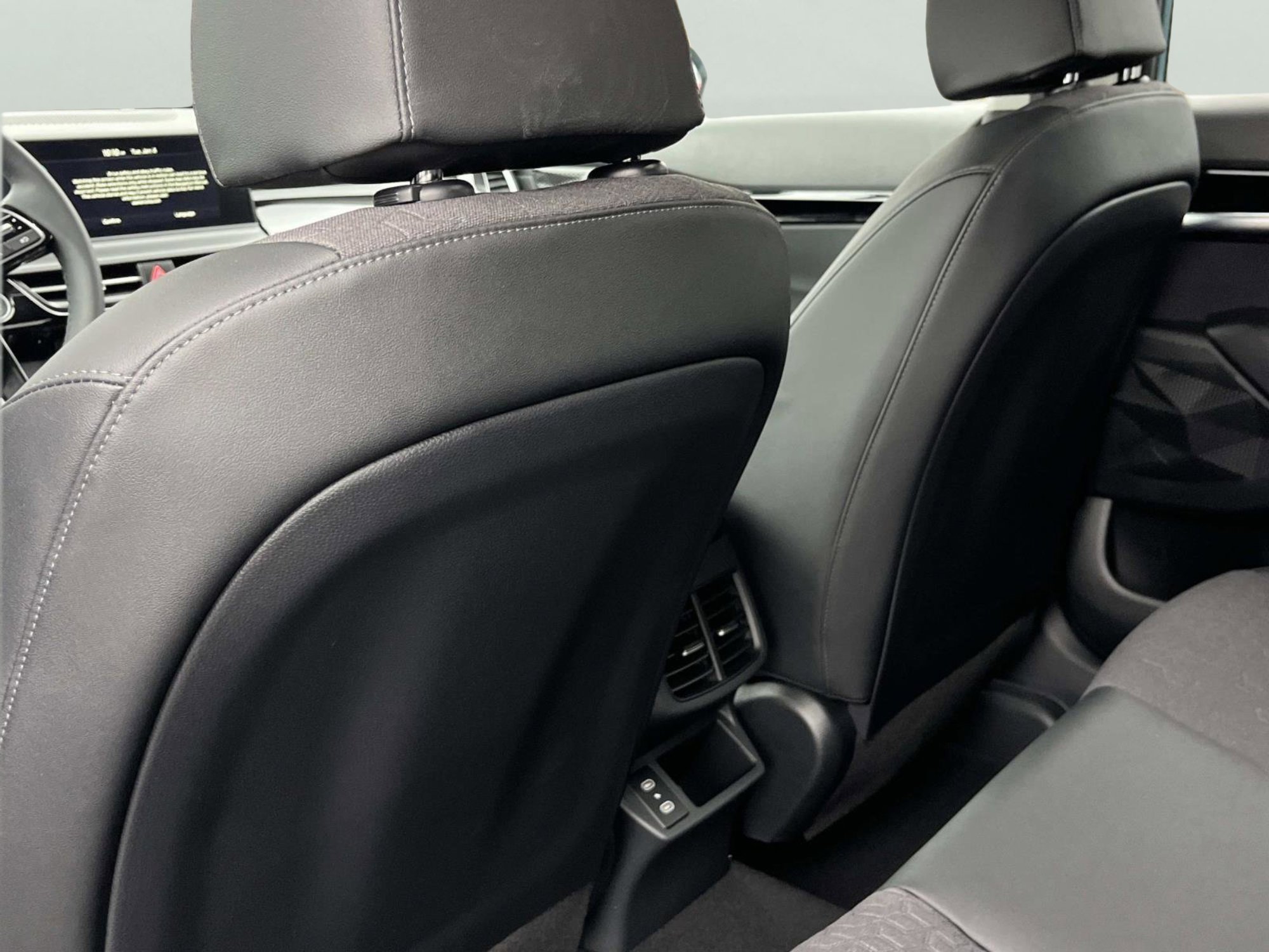 New 2026 Kia Seltos S image 19