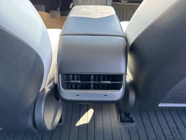 Used 2022 Tesla Model 3 Long Range image 23