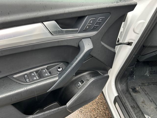 Used 2025 Audi Q5 2.0T Premium image 19