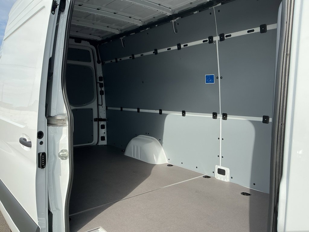 New 2026 Mercedes-Benz Sprinter 2500 image 21