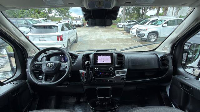Used 2025 RAM ProMaster 2500 w/ U-Haul Equipment Group FWD image 21