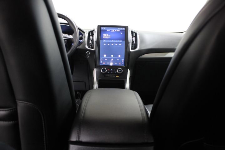 Used 2023 Ford Edge SEL w/ Convenience Package image 30