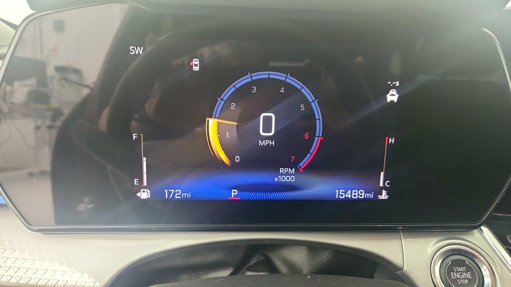 Certified 2025 Chevrolet Trax LT w/ LT Convenience Package image 16