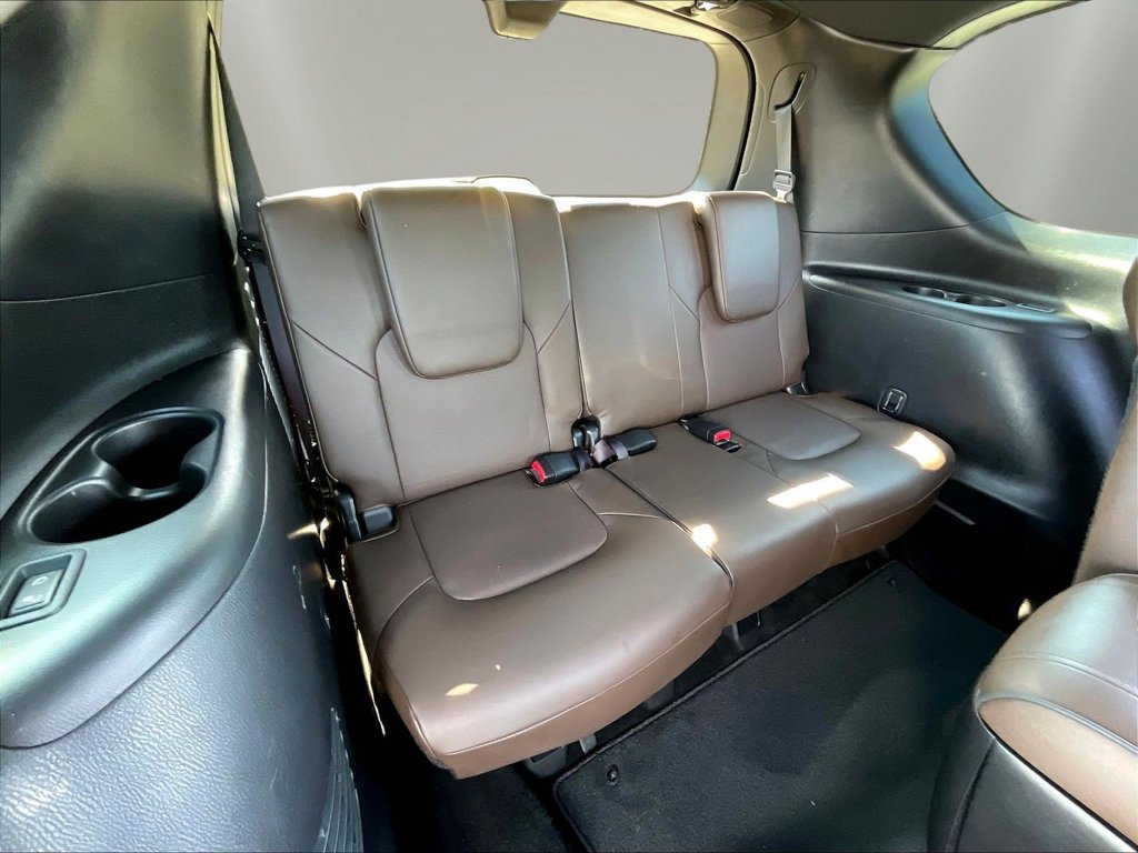 Used 2022 Nissan Armada Platinum w/ Captain's Chairs Package RWD image 28