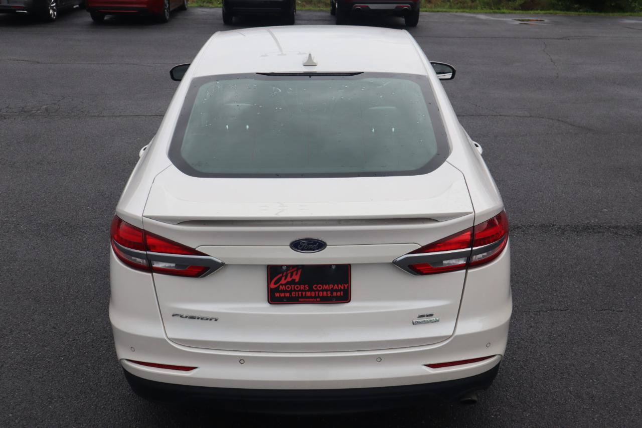 Used 2019 Ford Fusion SE w/ Equipment Group 151A FWD image 8