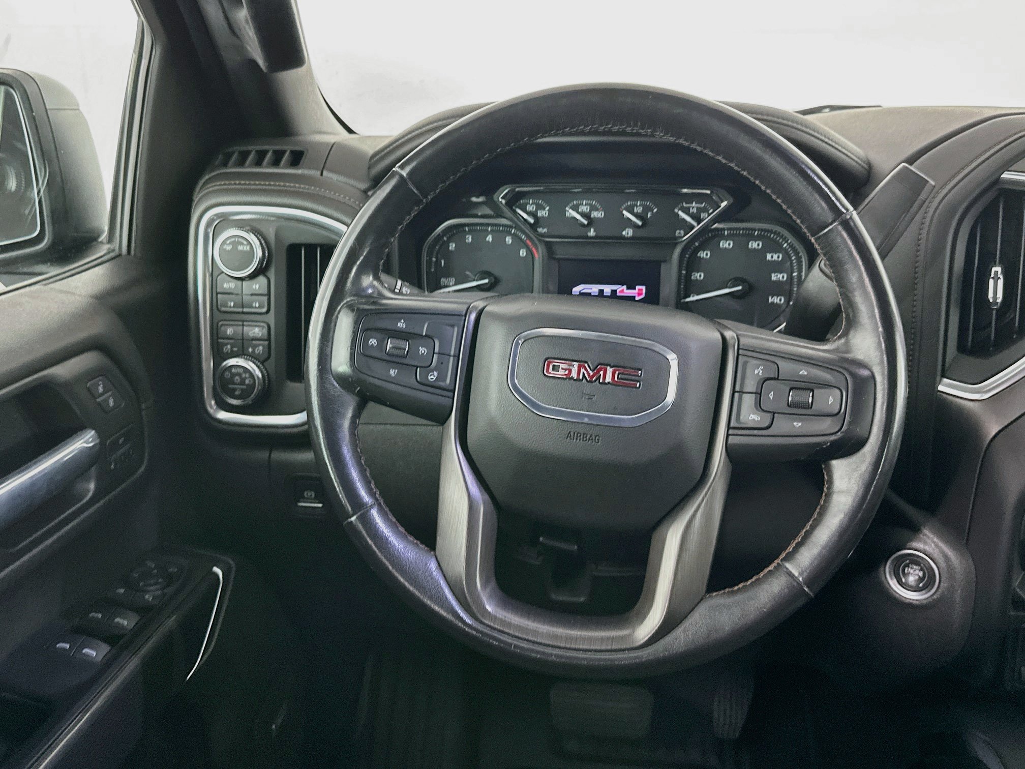 Used 2021 GMC Sierra 1500 AT4 w/ AT4 Premium Package AWD/4WD image 18
