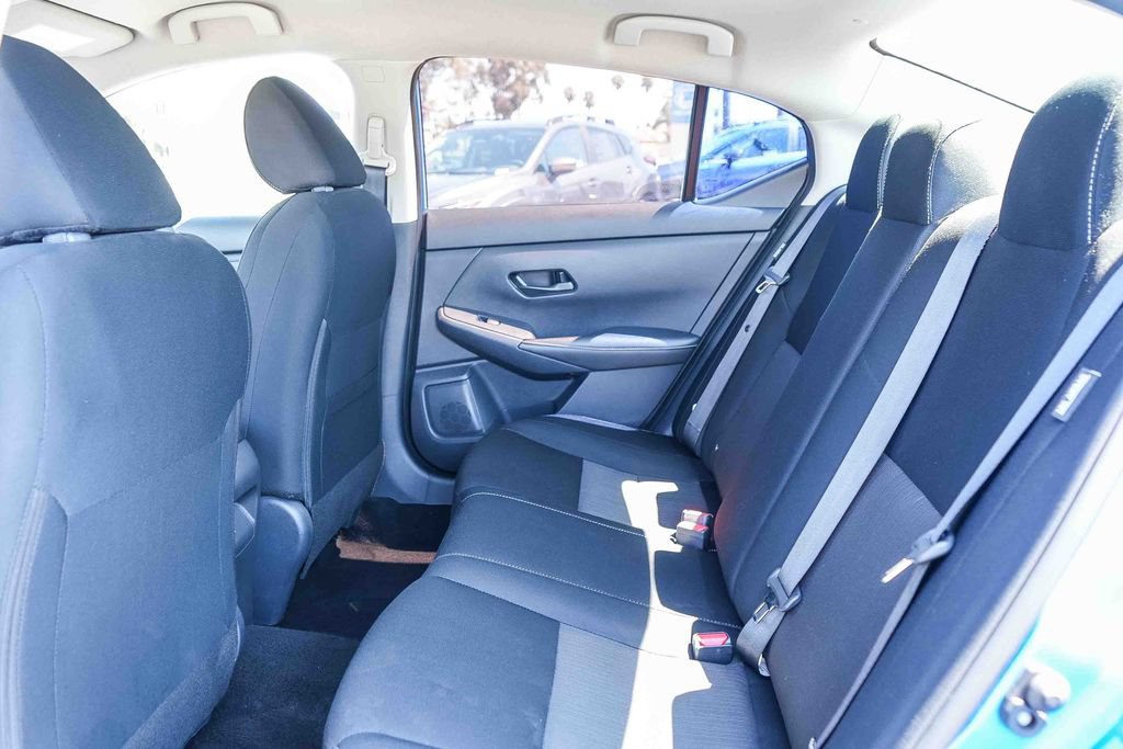 Used 2025 Nissan Sentra SV FWD image 22