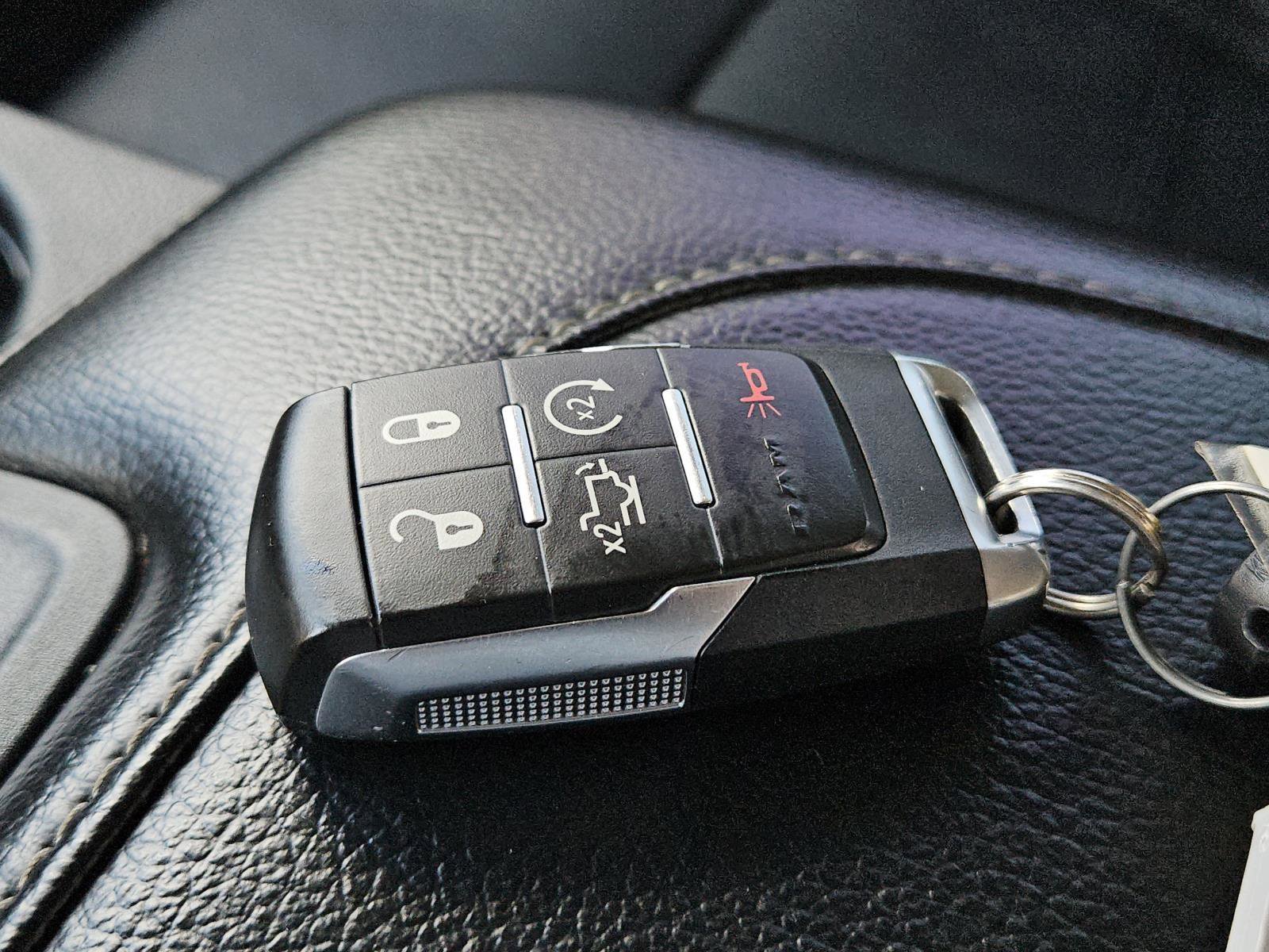 Used 2024 RAM 2500 Laramie w/ Safety Group AWD/4WD image 35