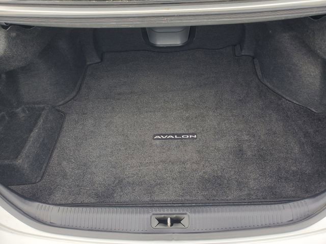 Used 2009 Toyota Avalon Limited image 31
