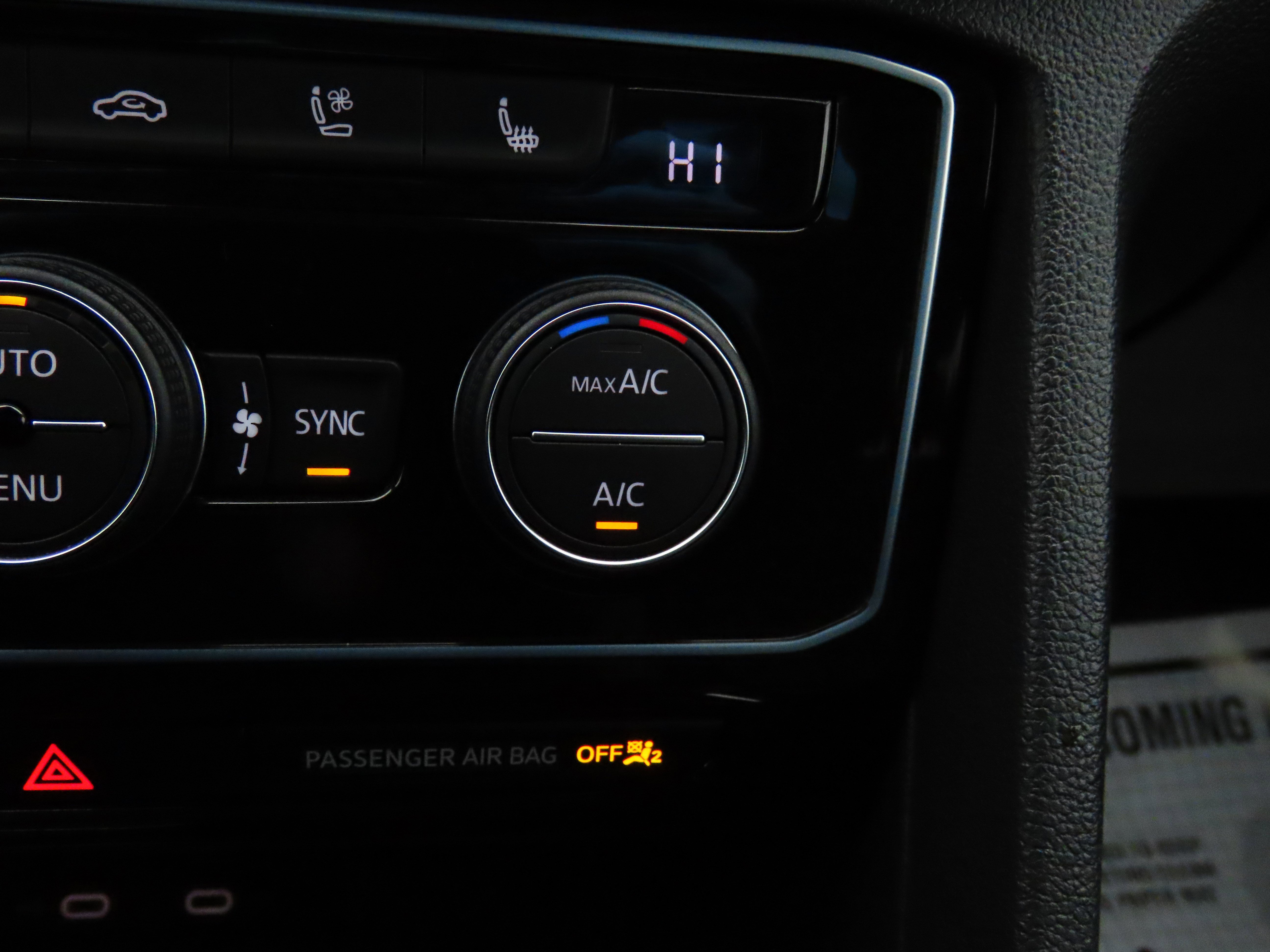 Used 2021 Volkswagen Atlas SEL Premium image 33