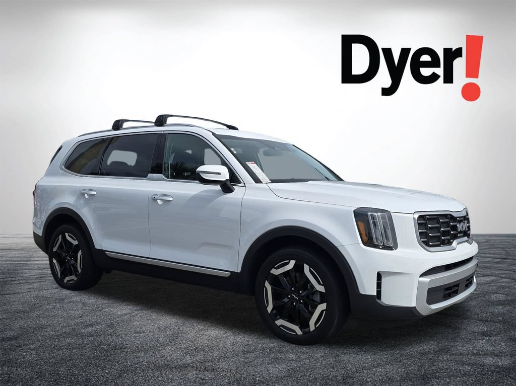 Used 2024 Kia Telluride S w/ S Sunroof Package