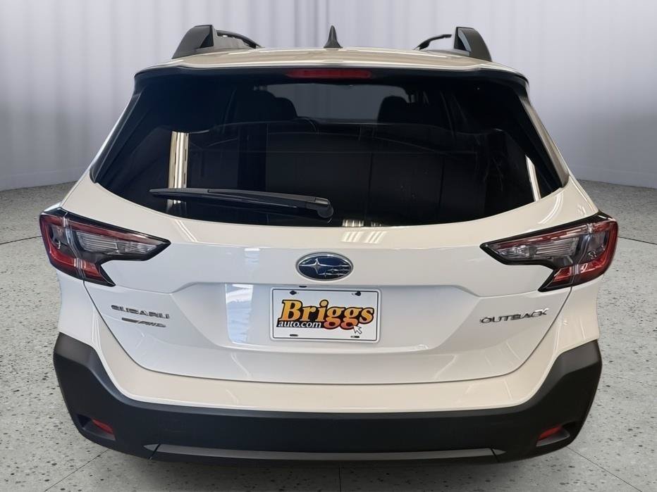 Used 2024 Subaru Outback Premium AWD/4WD image 6