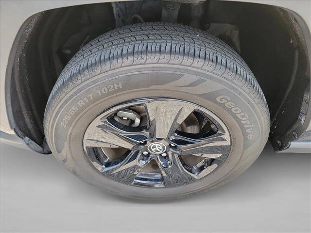 Used 2023 Toyota RAV4 XLE FWD image 9