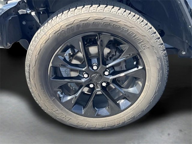 Used 2023 Jeep Gladiator Overland image 25