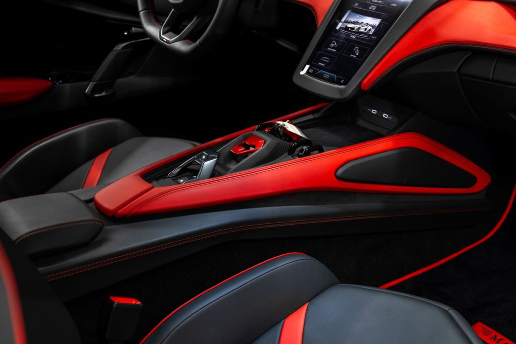 Used 2024 Lamborghini Revuelto image 40