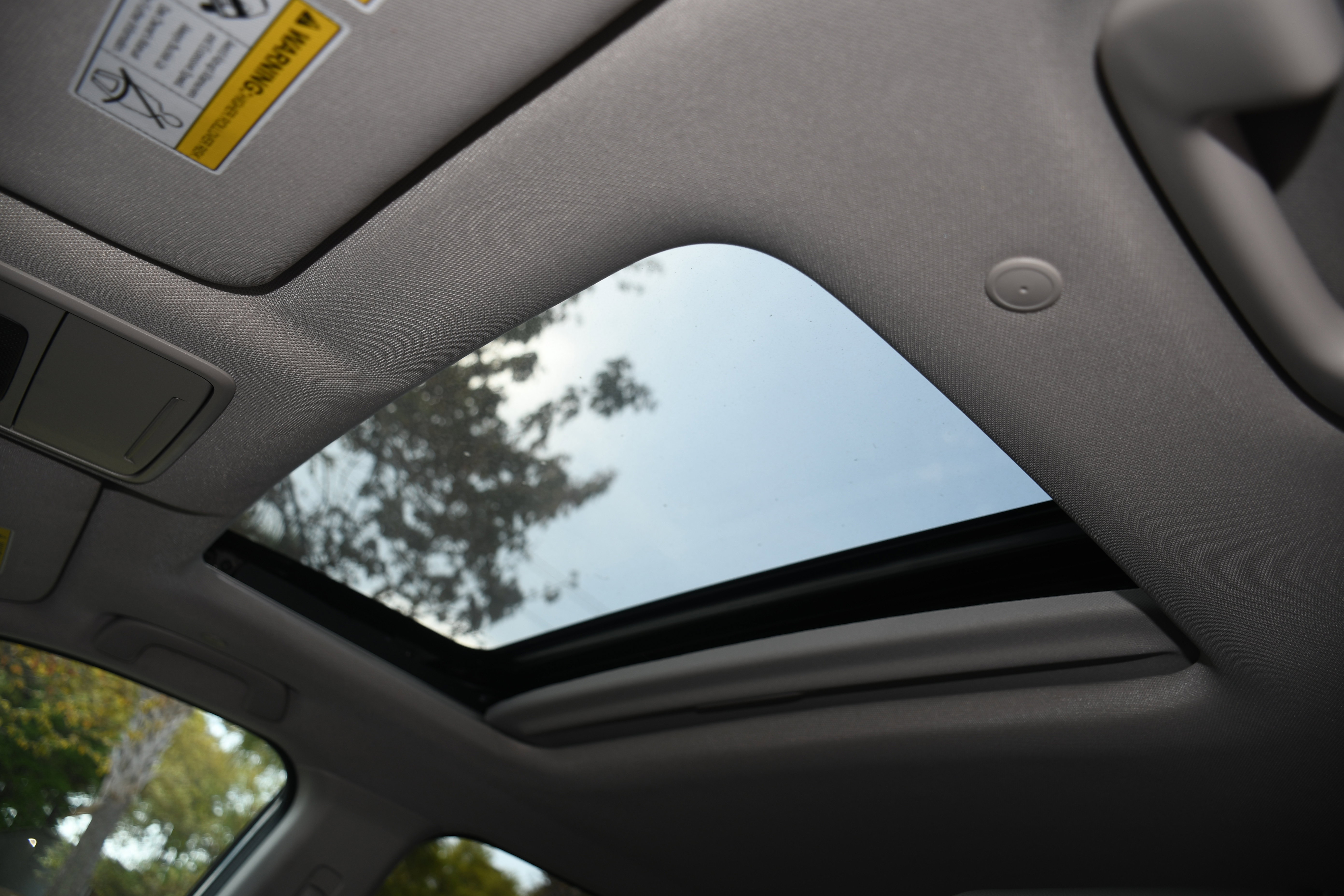 Used 2025 Honda CR-V EX-L image 7