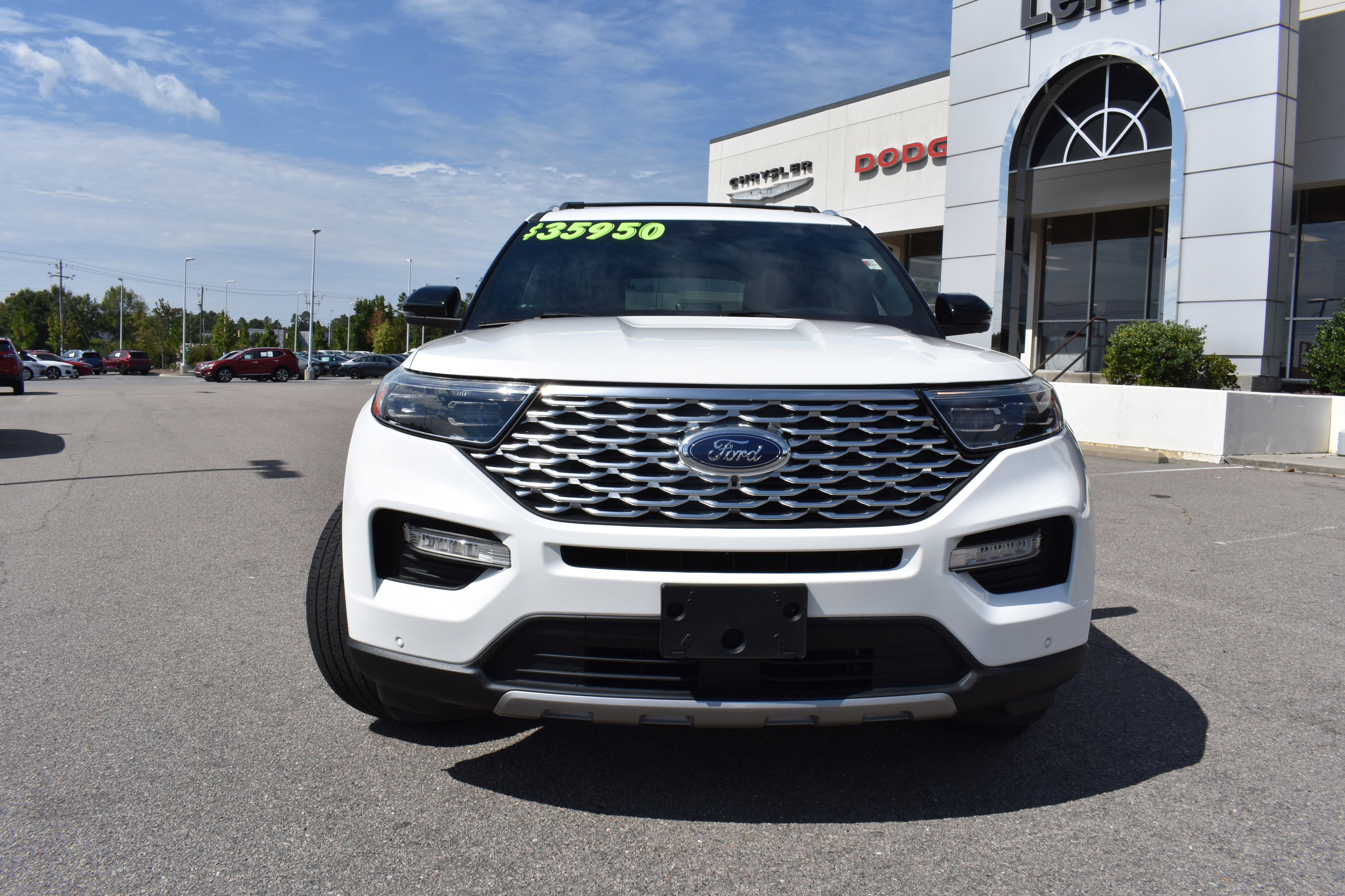 Used 2021 Ford Explorer Platinum w/ Equipment Group 601A image 4