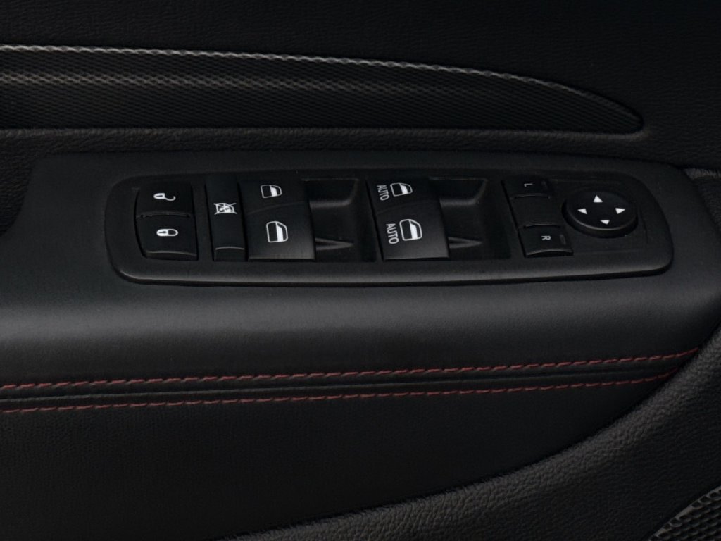 Used 2024 Dodge Durango GT AWD/4WD image 15