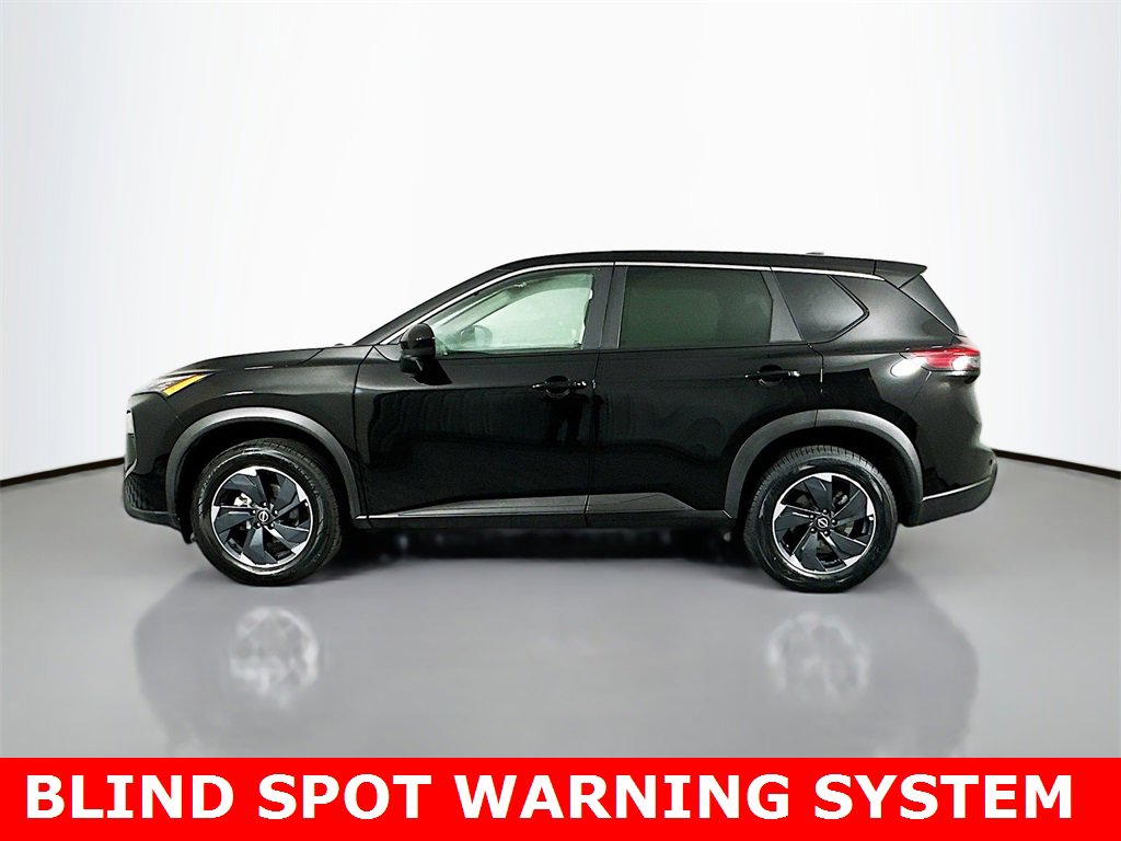 Used 2024 Nissan Rogue SV image 7