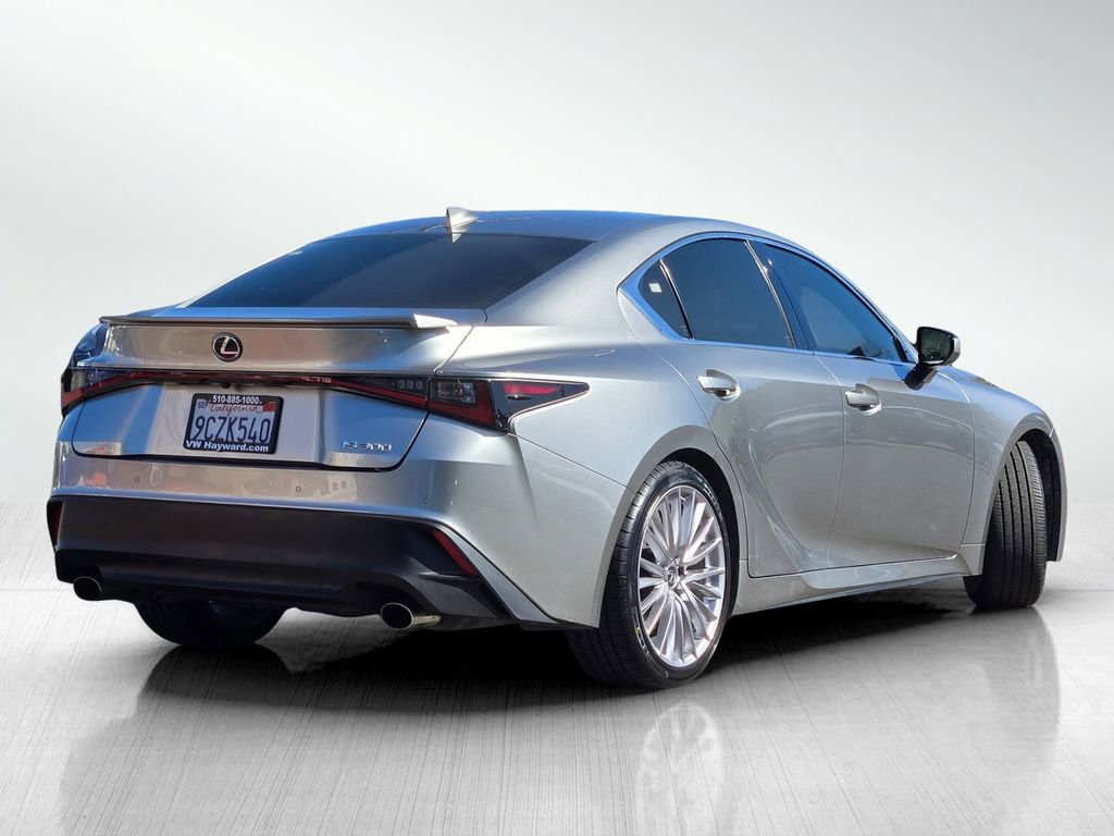 Used 2022 Lexus IS 300 300 w/ Premium Package image 4