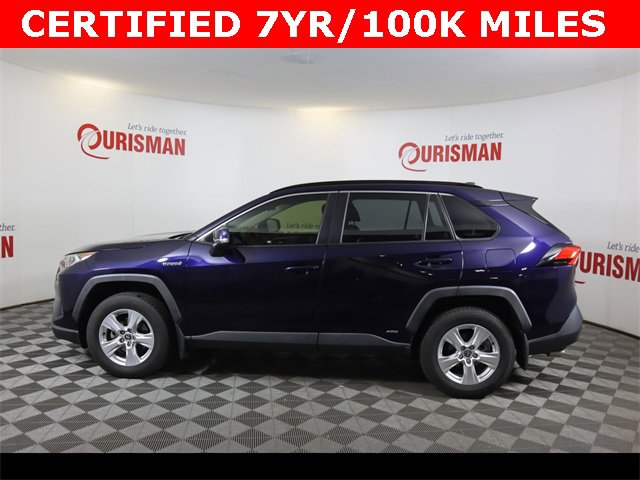 Used 2020 Toyota RAV4 XLE image 4