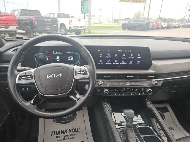 Used 2025 Kia Telluride AWD image 21