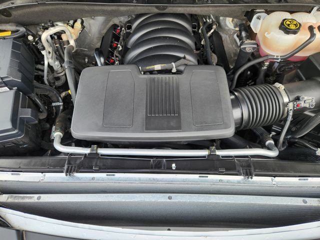 Used 2023 Chevrolet Suburban LT image 24