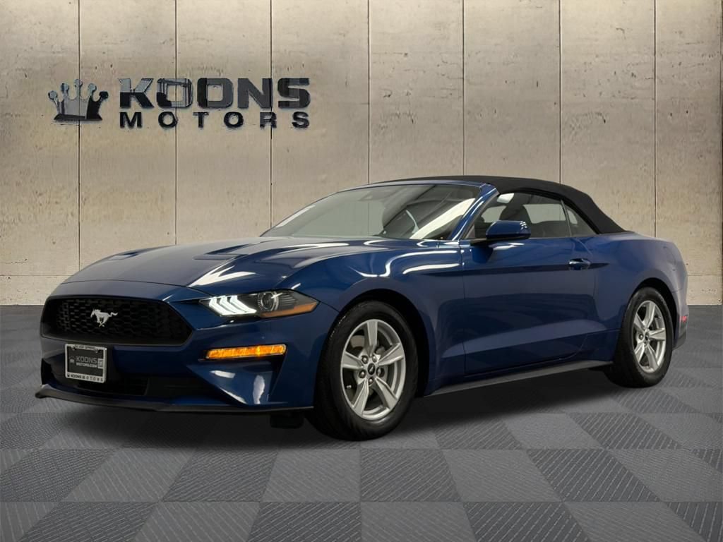 Used 2022 Ford Mustang Convertible RWD video 4