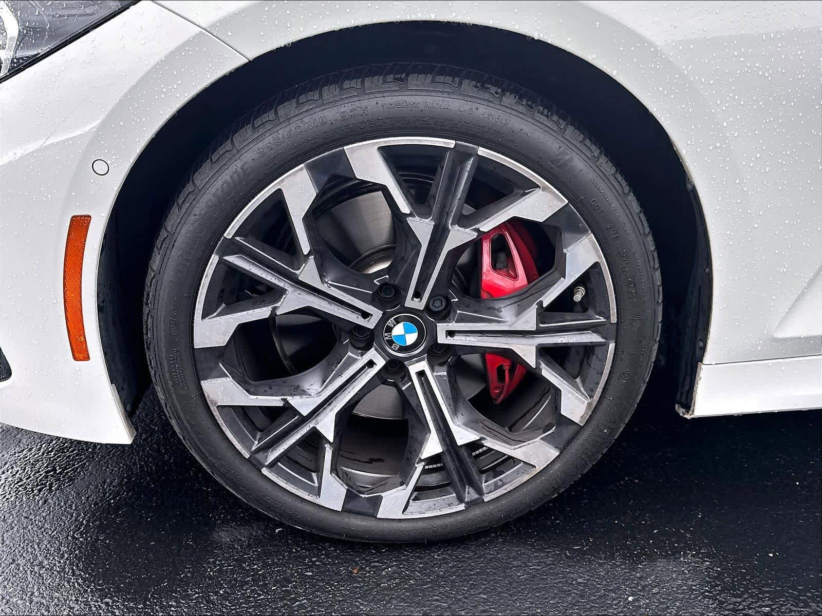 Certified 2025 BMW 330i xDrive Sedan w/ M Sport Package AWD/4WD image 33