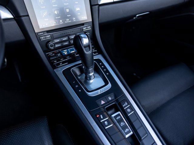 Certified 2017 Porsche 911 Turbo image 33