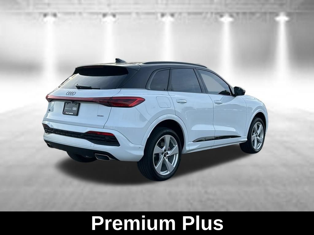 Used 2025 Audi Q5 Premium Plus w/ Premium Plus AWD/4WD image 5
