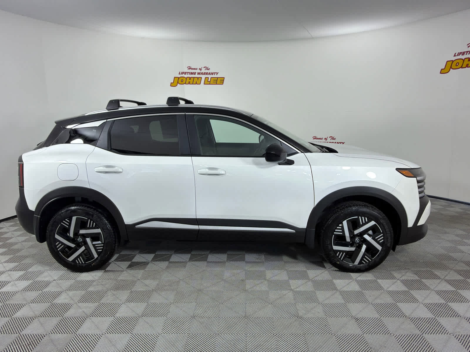 New 2026 Nissan Kicks SV w/ Cold Weather Package FWD image 7