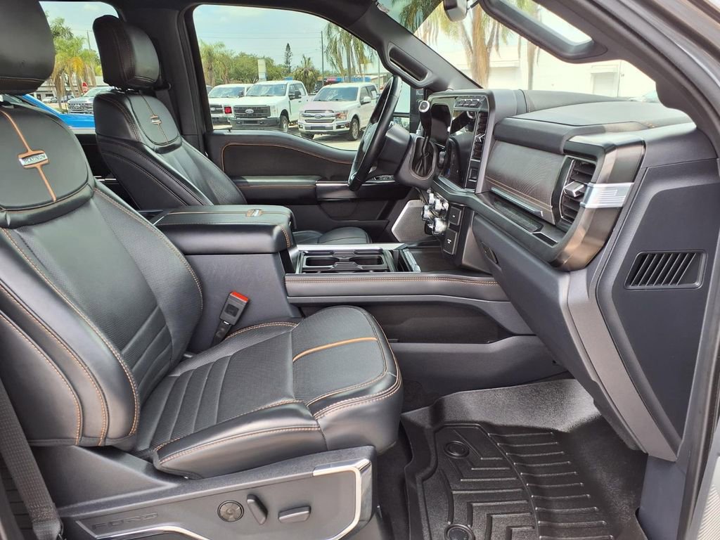 Used 2023 Ford F250 Platinum AWD/4WD image 13