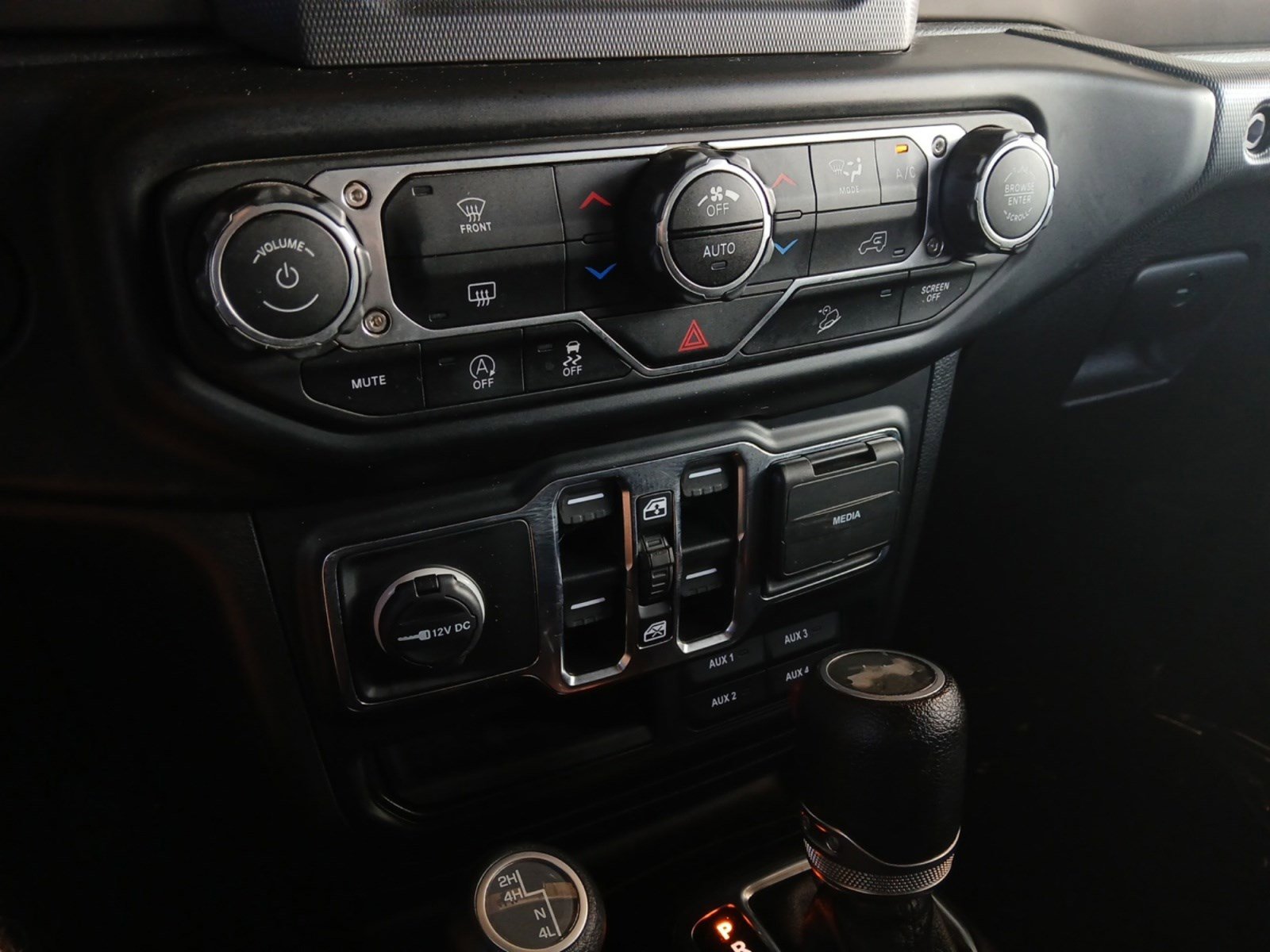 Used 2021 Jeep Wrangler Unlimited Sport image 18