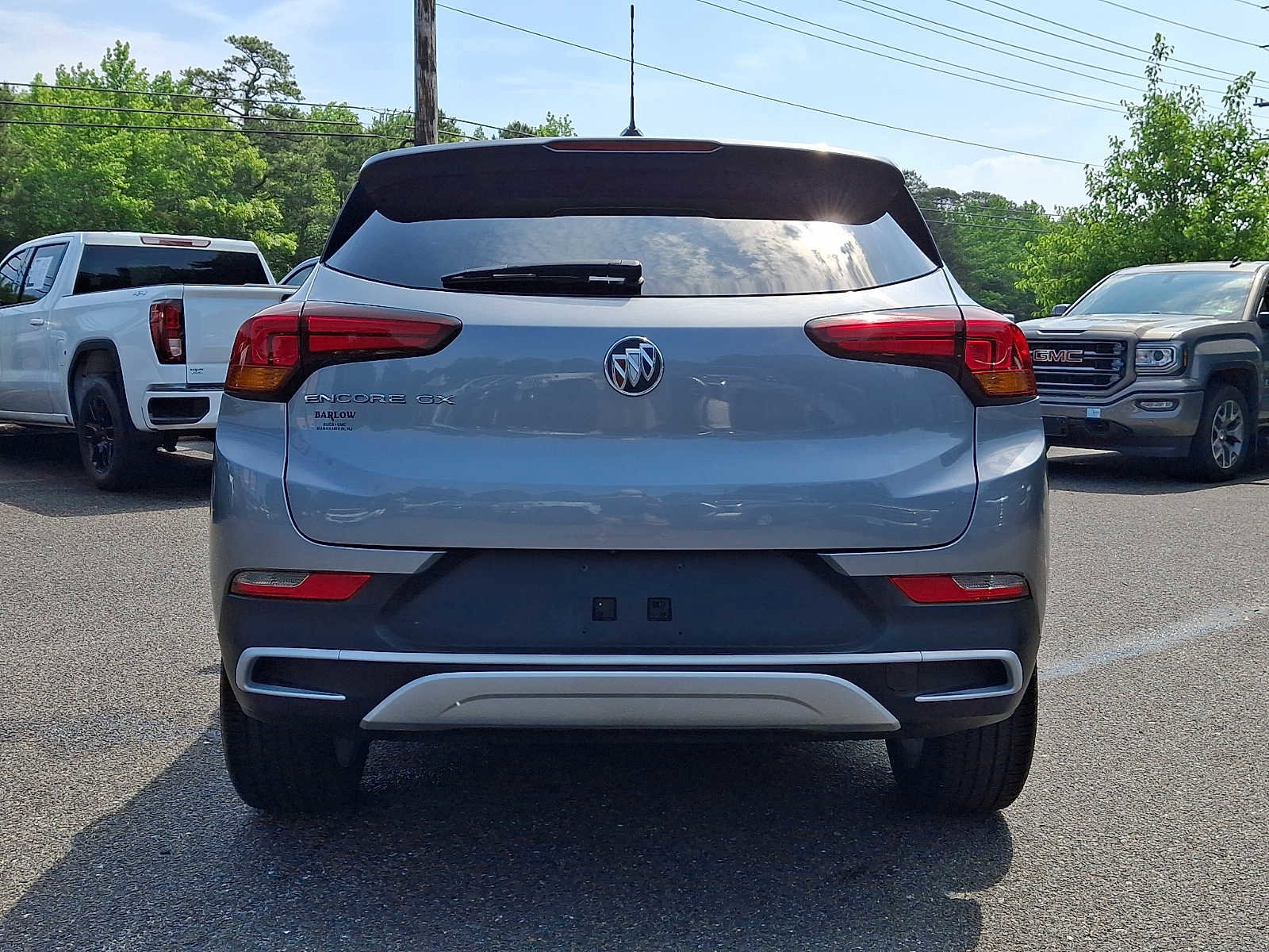 Used 2023 Buick Encore GX Preferred w/ Cold Weather Comfort Package FWD image 5