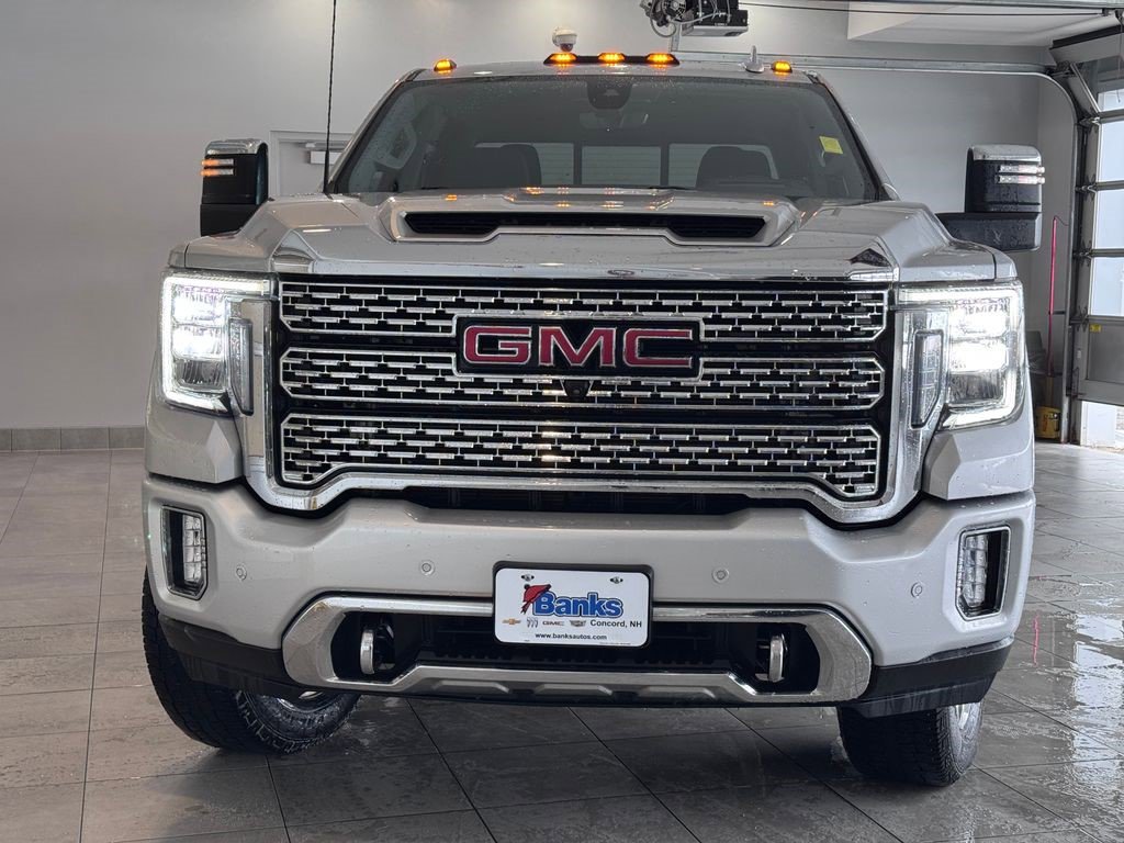Certified 2023 GMC Sierra 3500 Denali w/ Denali Ultimate Package AWD/4WD image 3